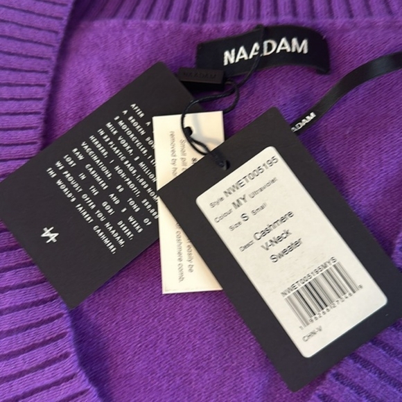 NWT NAADAM Signature Cashmere Wide Sleeve V-Neck Sweater Small - Picture 5 of 11
